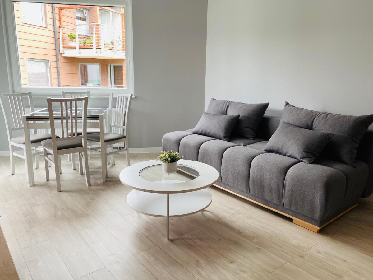 Apartament Laura Z Widokiem Na Morze- بوتسك المظهر الخارجي الصورة