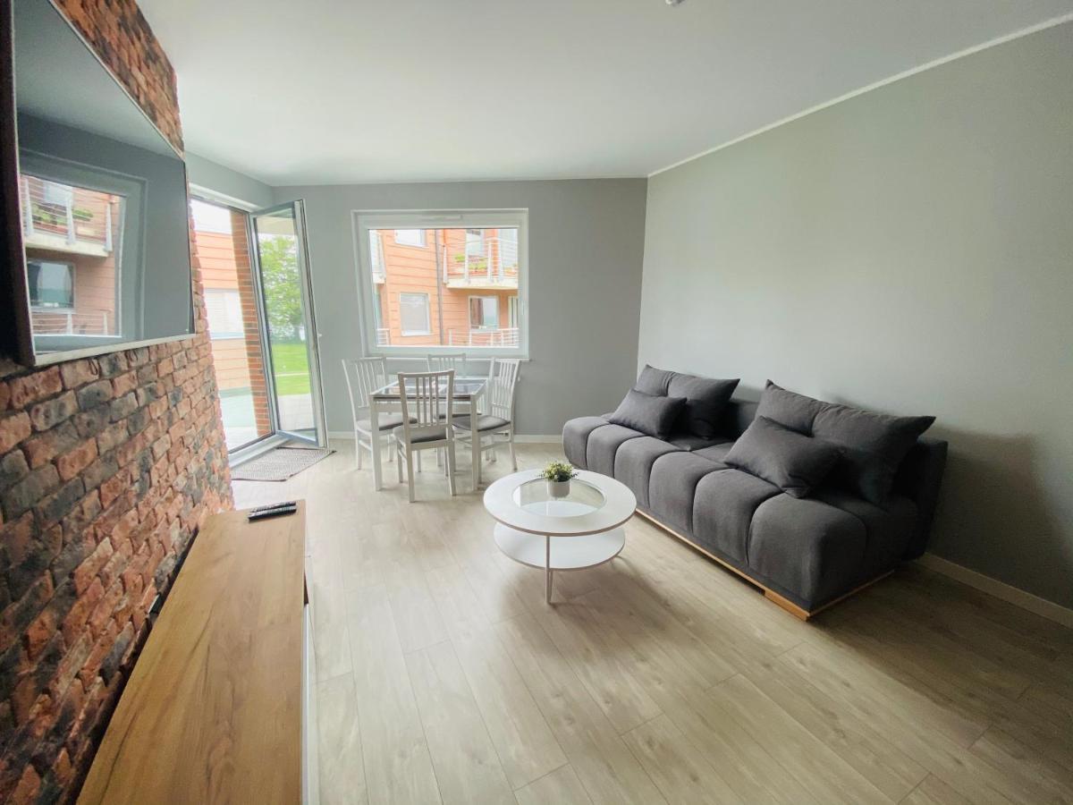 Apartament Laura Z Widokiem Na Morze- بوتسك المظهر الخارجي الصورة