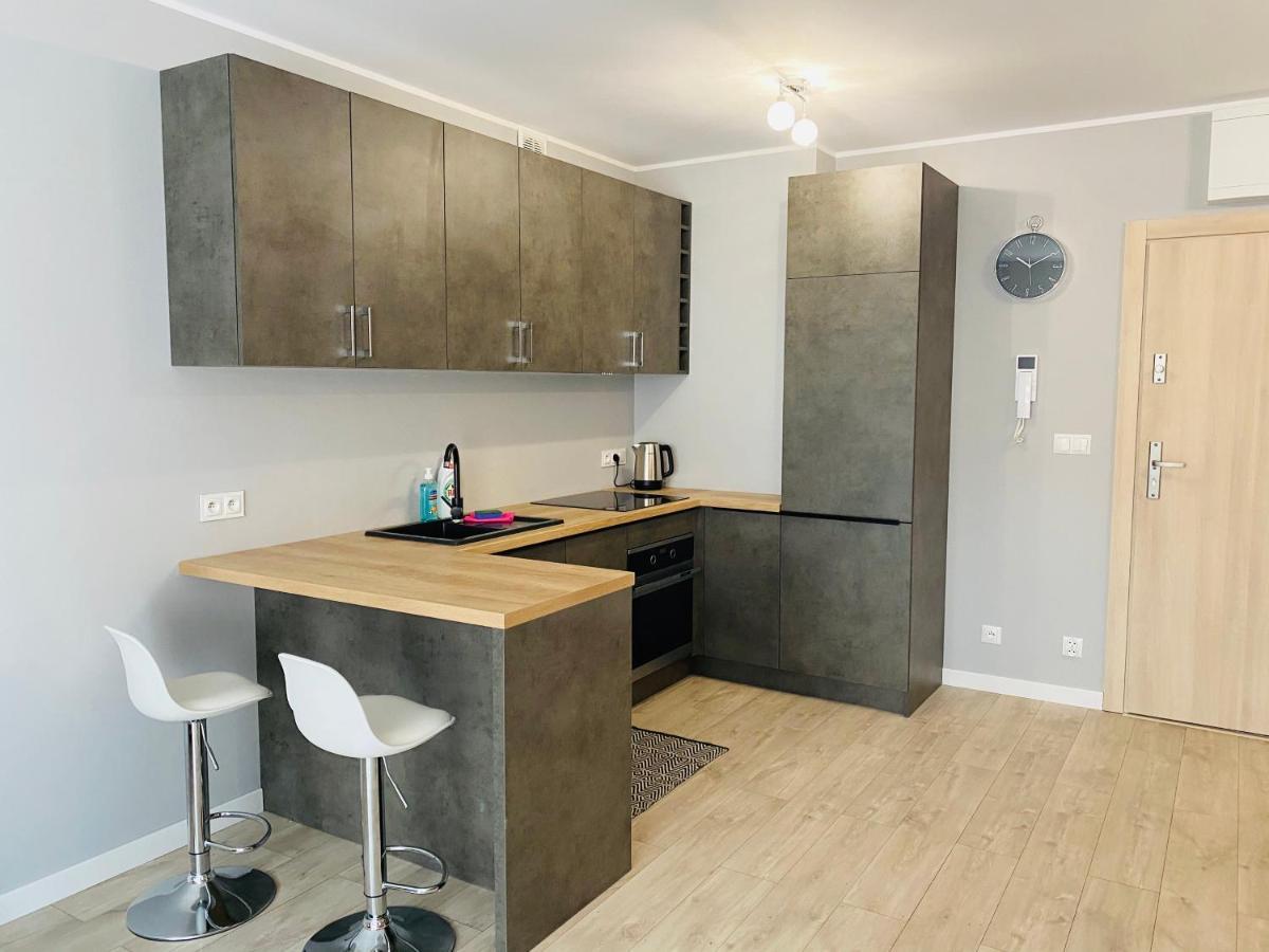 Apartament Laura Z Widokiem Na Morze- بوتسك المظهر الخارجي الصورة